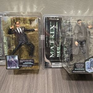 The Matrix Neo And Agent Smith Action Figures